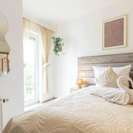 Maarvibes - Modern Retreat In Der Vulkaneifel Appartement *